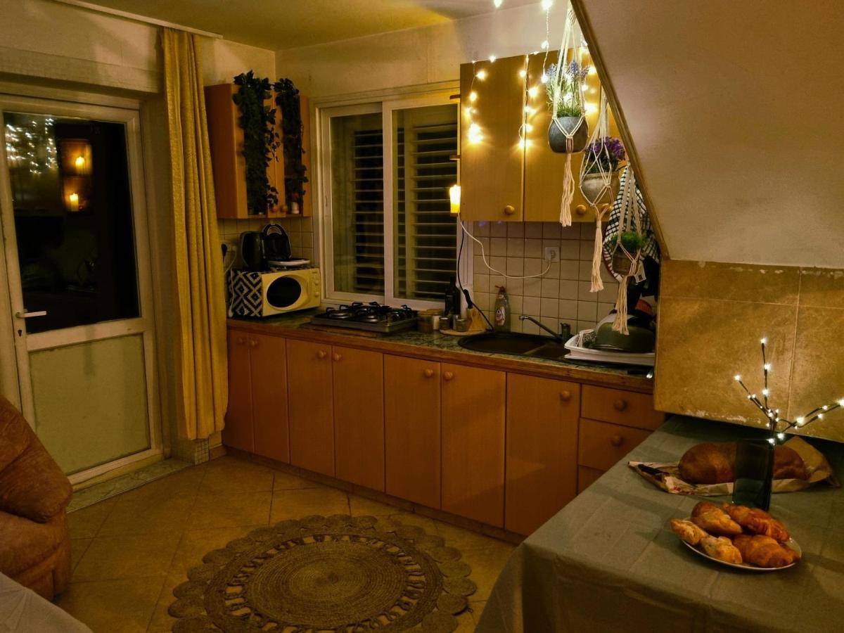 נווה מדבר - אירוח מקומי Appartement Arad Buitenkant foto